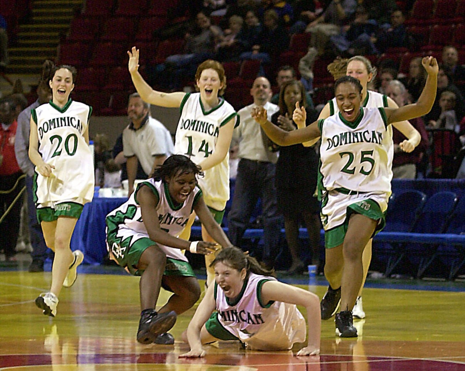 McDonnell vs. Dominican in Div. 2 title game - 2000